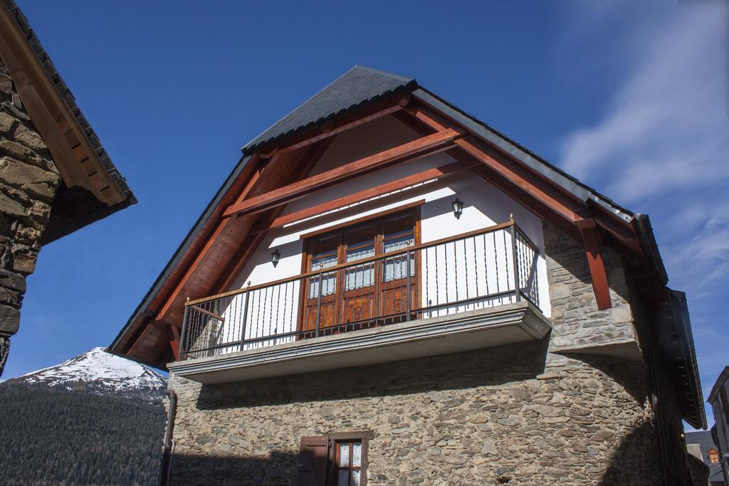 Eth Humarau De Co De Bernat Apartment Mont Exterior photo